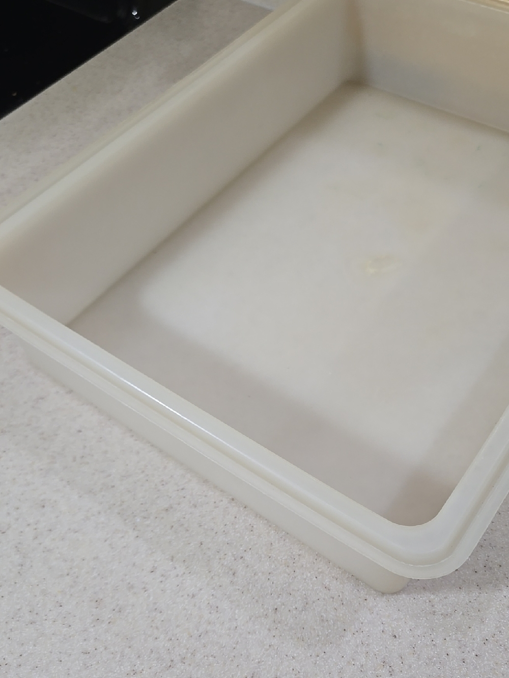 Vintage Tupperware Plastic Rectangular Sheetcake Storage - Picture 8 of 14